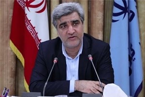 سهم پرداختی از جیب بیمه‌شدگان باید کاهش یابد
