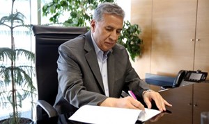 دولت با محتکرین برخورد قاطع داشته باشد