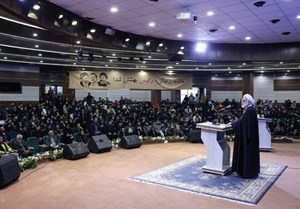 رئیس عدلیه در دوازدهمین حضور در دانشگاهها: همواره شنیدن حرفهای دانشجویان برای من مغتنم بوده است/ روایتی از پروندههای اغتشاشات سال ۱۴۰۱/ گزارش رئیس قوه قضاییه به دانشجویان از برخورد با دانهدرشتها/ نقدهای صریح و بیان دغدغههای دانشجویی در مقابل رئیس دستگاه قضا