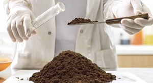 استفاده از روش‌های ژئوفیزیک در آزمایشگاه مکانیک خاک برای کنترل کیفیت